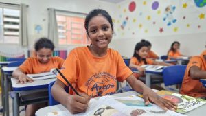 amios do bem foto escola